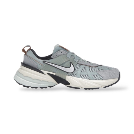 GIÀY THỜI TRANG NIKE V2K RUN LIGHT OREWOOD - XÁM “FN6703-003”