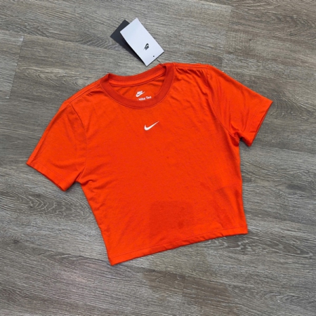 ÁO THUN NIKE SPORTWEAR ESSENTIAL WOMEN'S SLIM-FIT "FB2874 633"